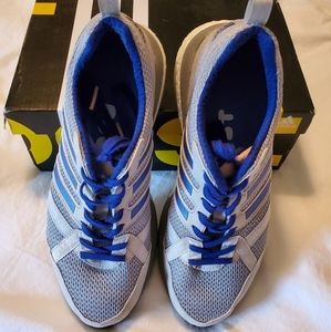 Adidas Boost Adixero Tempo Runner